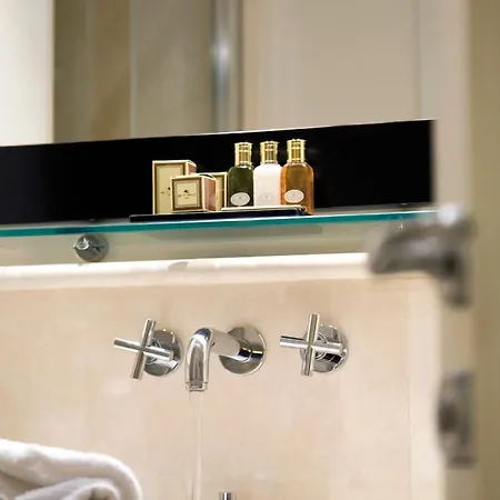 Palazzo Decumani 4* נאפולי