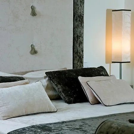 מלון Palazzo Decumani 4*