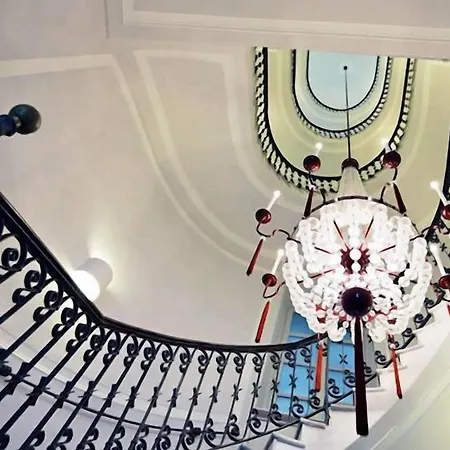 Palazzo Decumani 4*