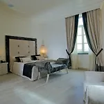 Hotell Palazzo Decumani 4*